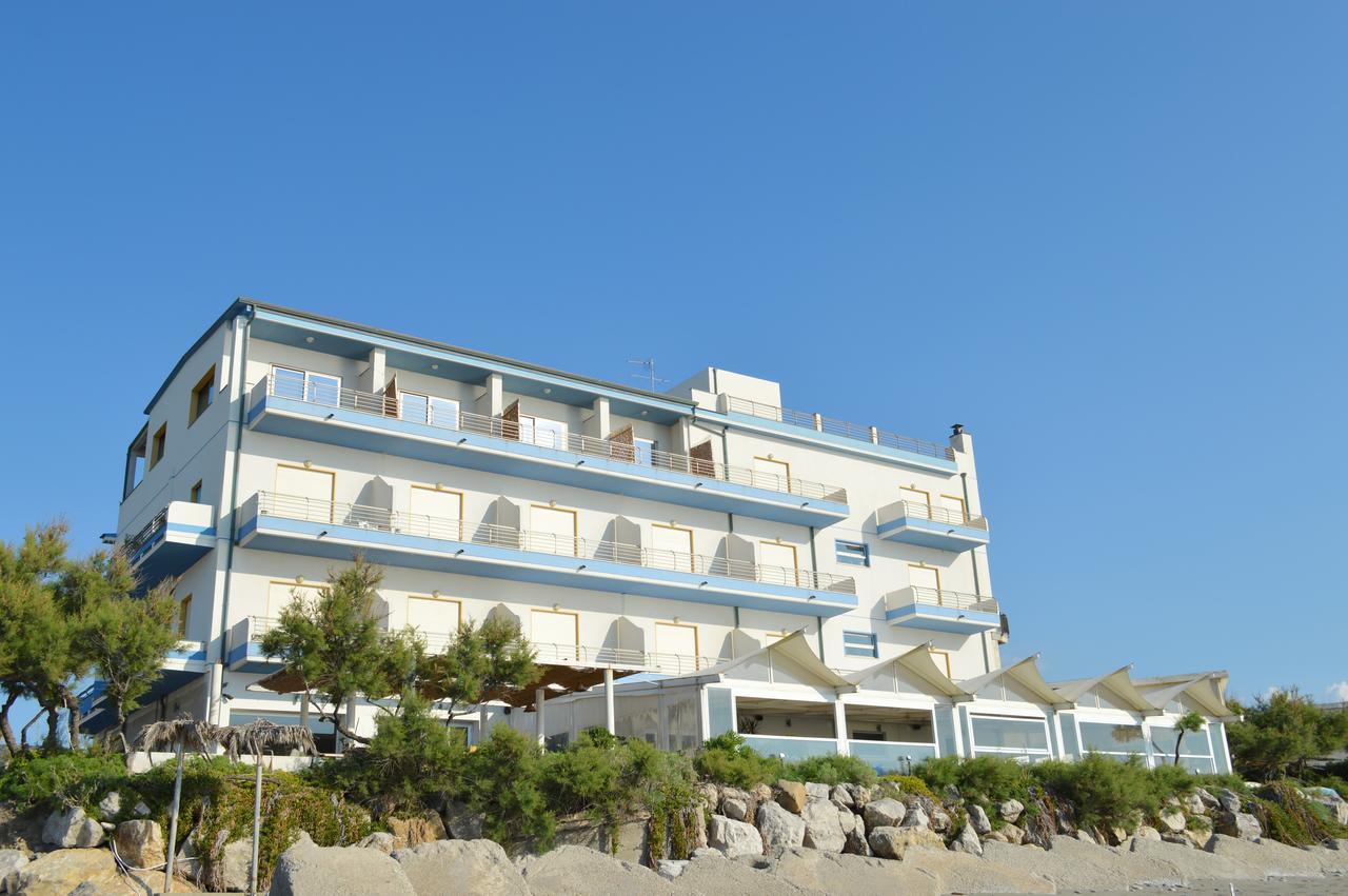 Capo Nettuno Hotel Capo d'Orlando Ngoại thất bức ảnh