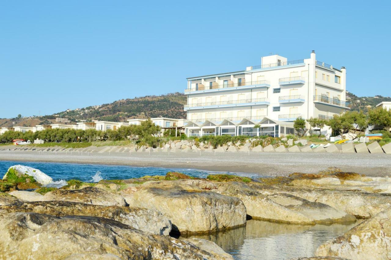 Capo Nettuno Hotel Capo d'Orlando Ngoại thất bức ảnh